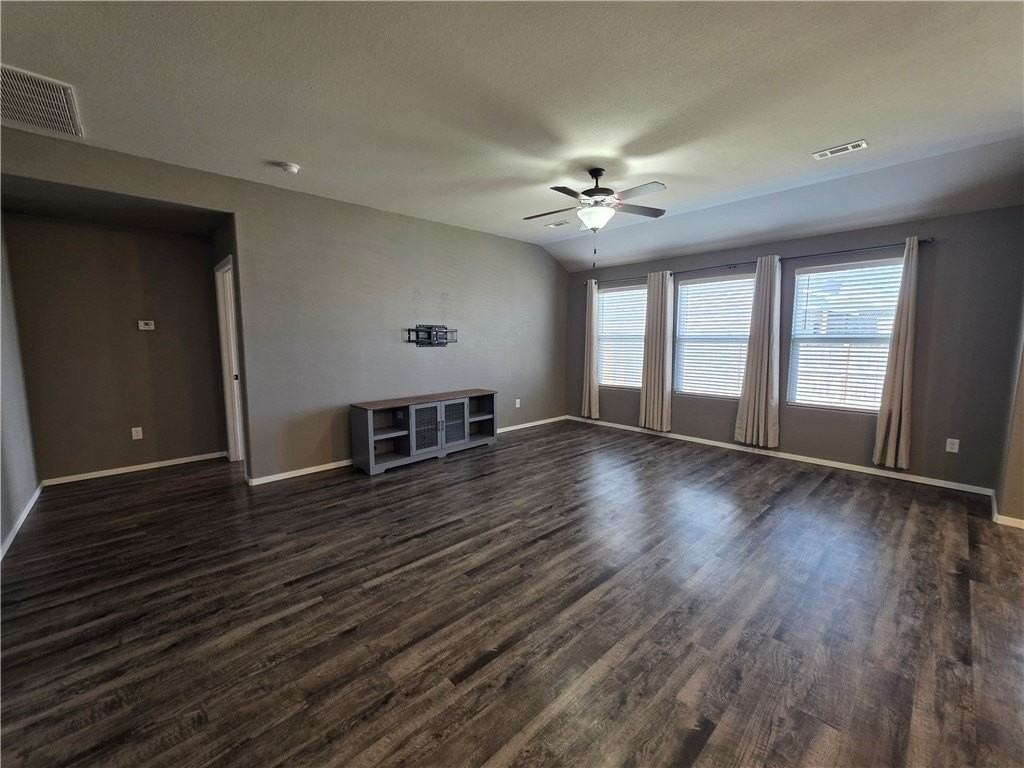1700 Hermitage Dr - Photo 3 of 22