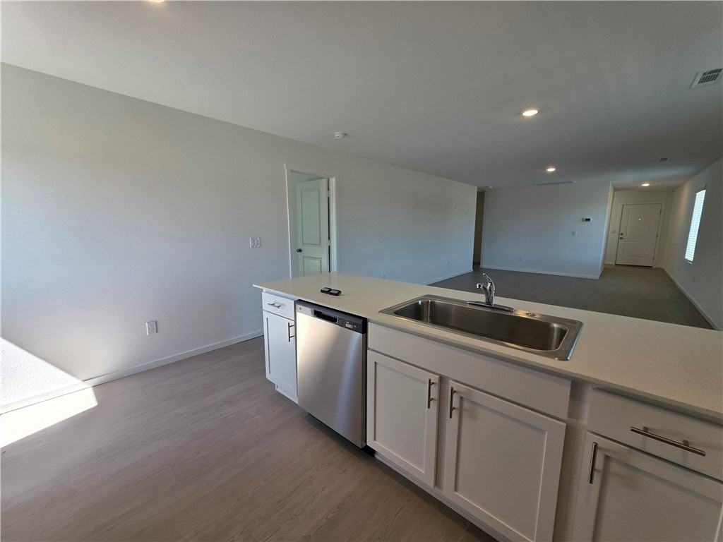 400 Beaunor Cir - Photo 7 of 20