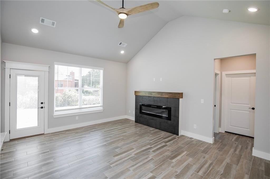 100 White Oak St - Photo 3 of 21