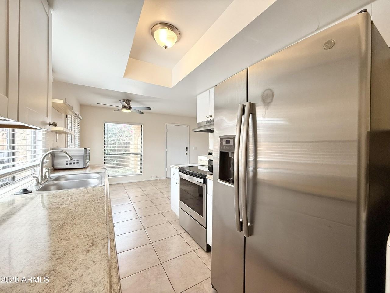 10402 N 10th St #3 - Photo 5 of 19