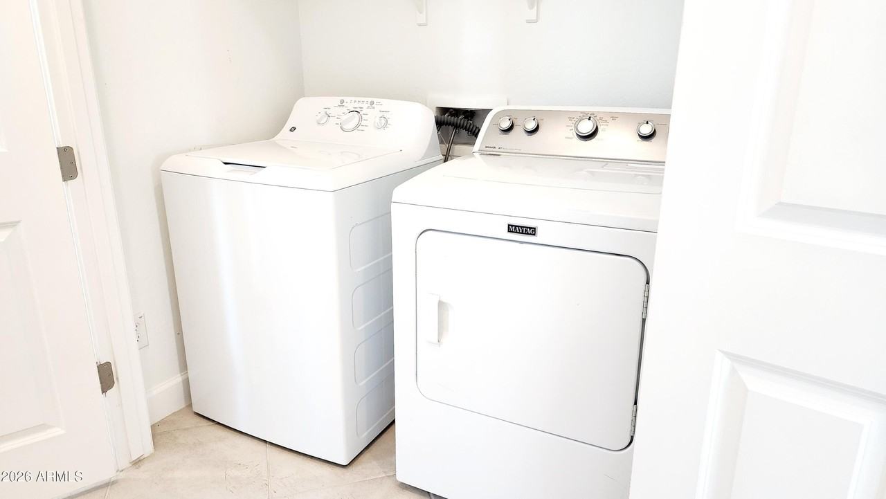 5603 N 194th Ave - Photo 7 of 10