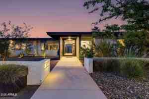 featured image of 2022 E Gardenia Ave