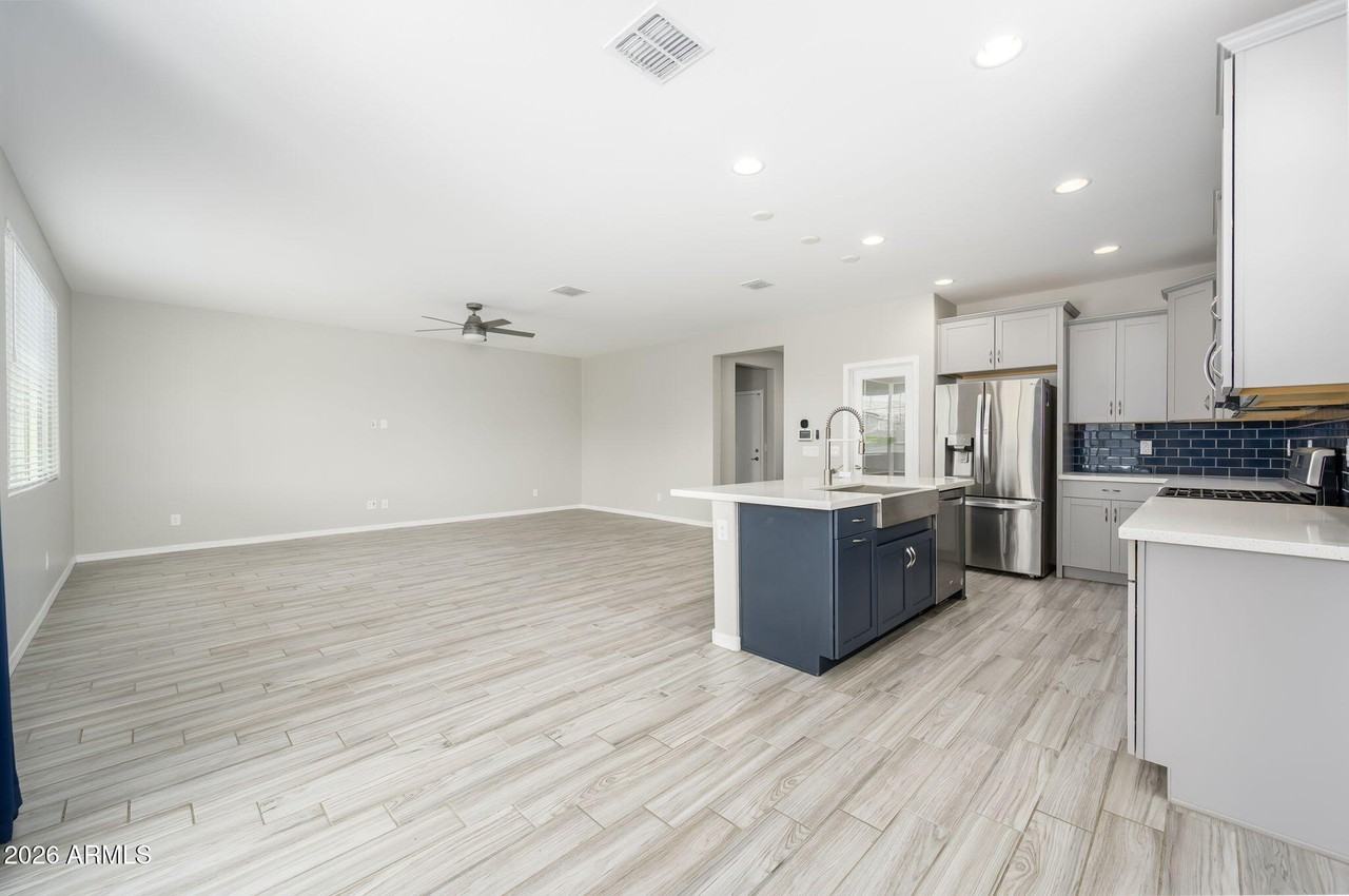 23043 E Rosa Rd - Photo 4 of 20