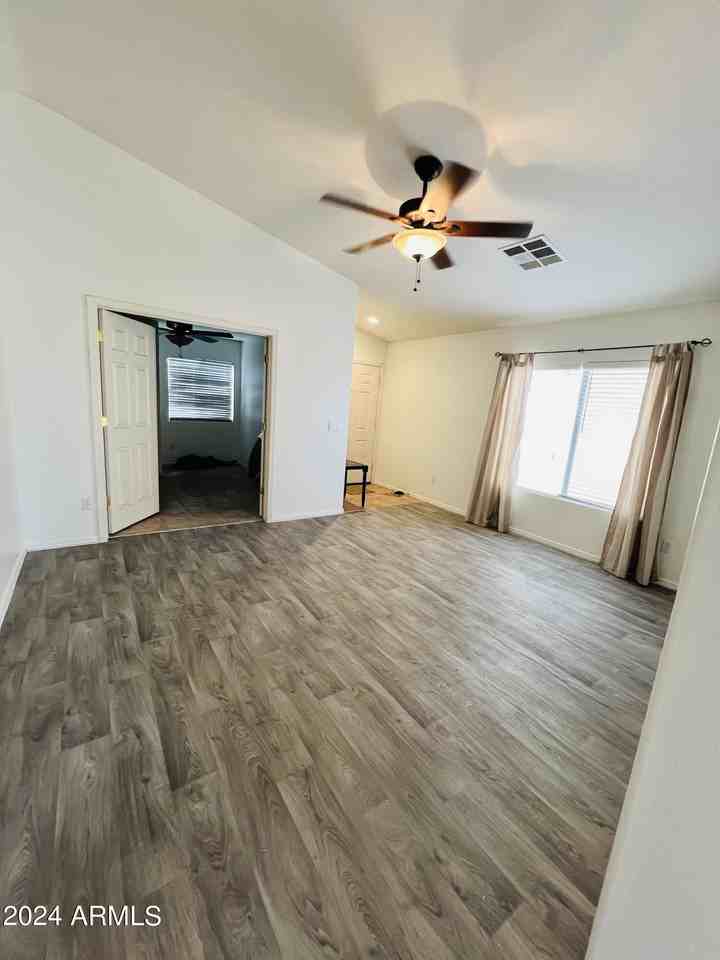 329 S 16th St - Photo 2 of 10
