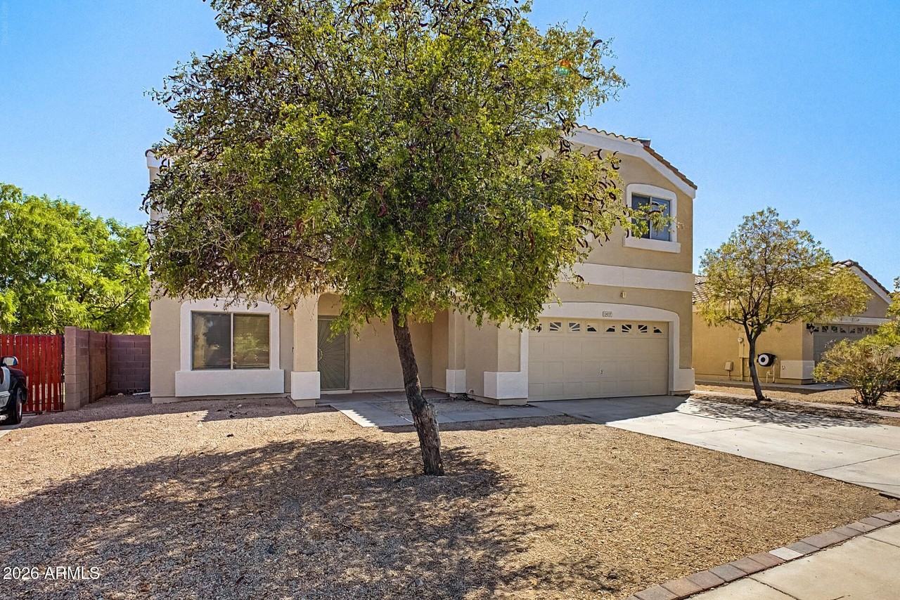 12213 W Pershing Ave - Photo 2 of 33