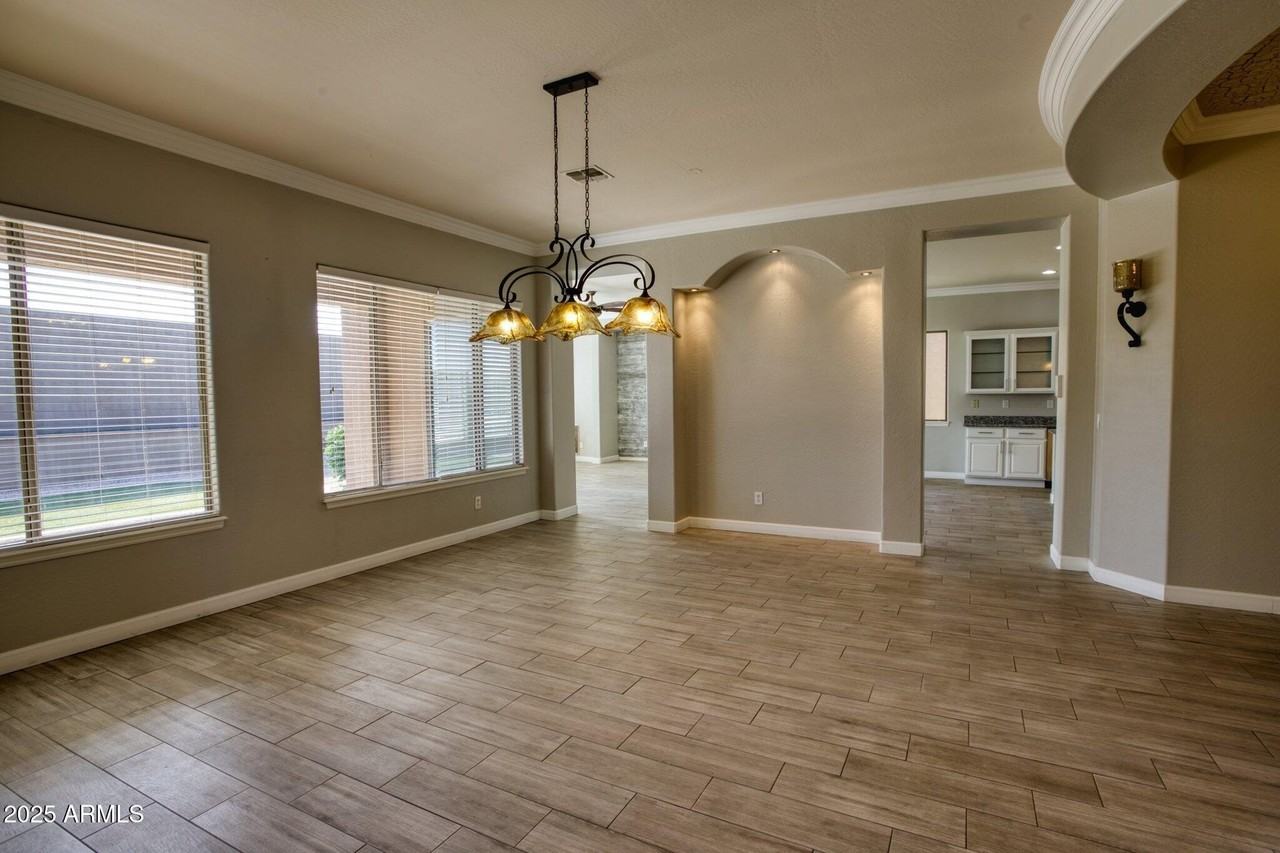 38540 N Vista Hills Ct - Photo 6 of 40