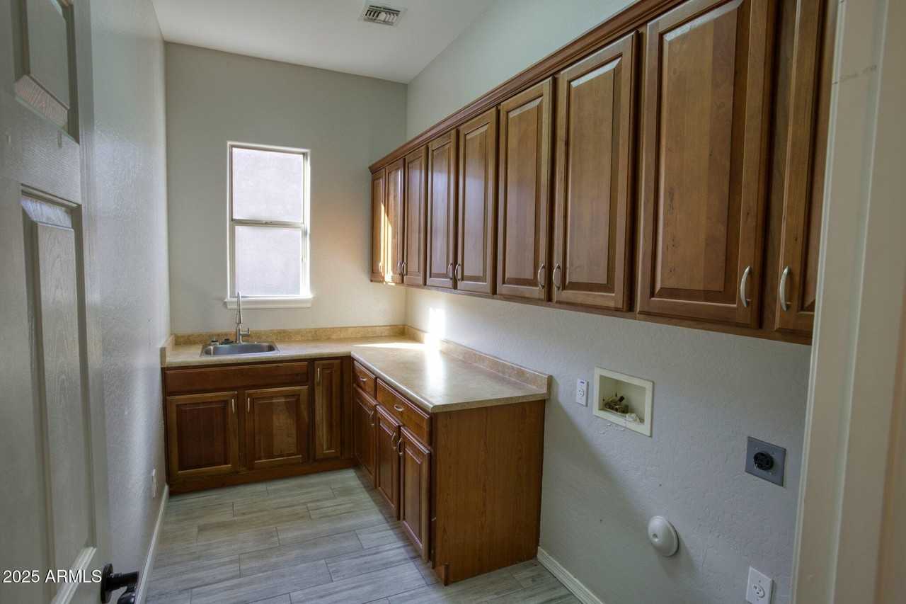 38540 N Vista Hills Ct - Photo 7 of 40