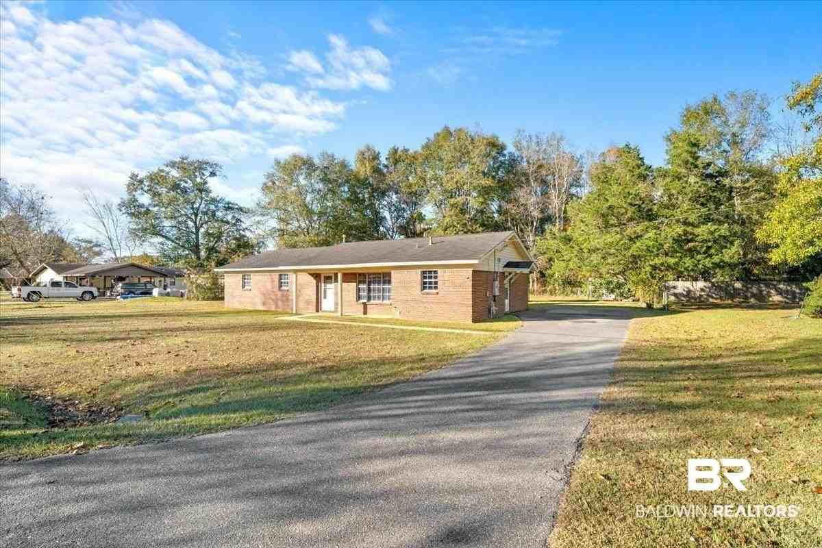 101 Stover Dr - Photo 2 of 20