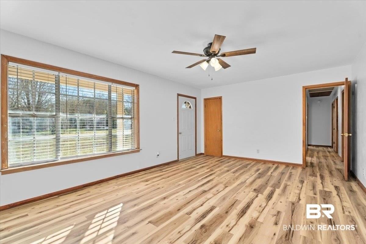101 Stover Dr - Photo 3 of 20