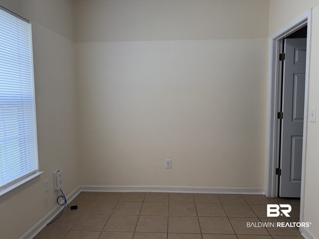1153 Sloane Cv - Photo 7 of 15