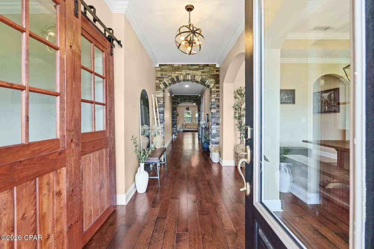 4904 Christy Ln - Photo 5 of 50