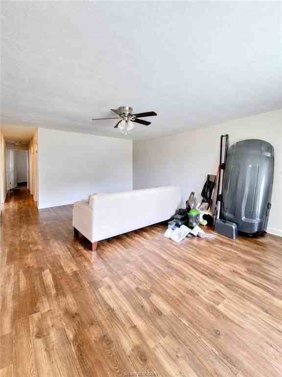 1207 Airline Dr - Photo 2 of 18