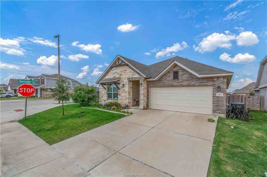 6301 Rockford Dr - Photo 2 of 26
