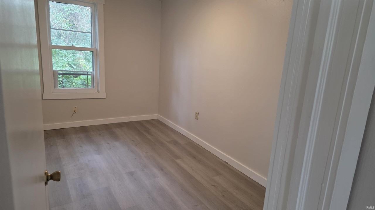 1603 W Arlington Rd - Photo 3 of 7