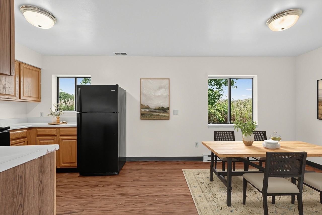 Vandenburgh Place Apartments, an Eagle Rock Community - Photo 3 of 12