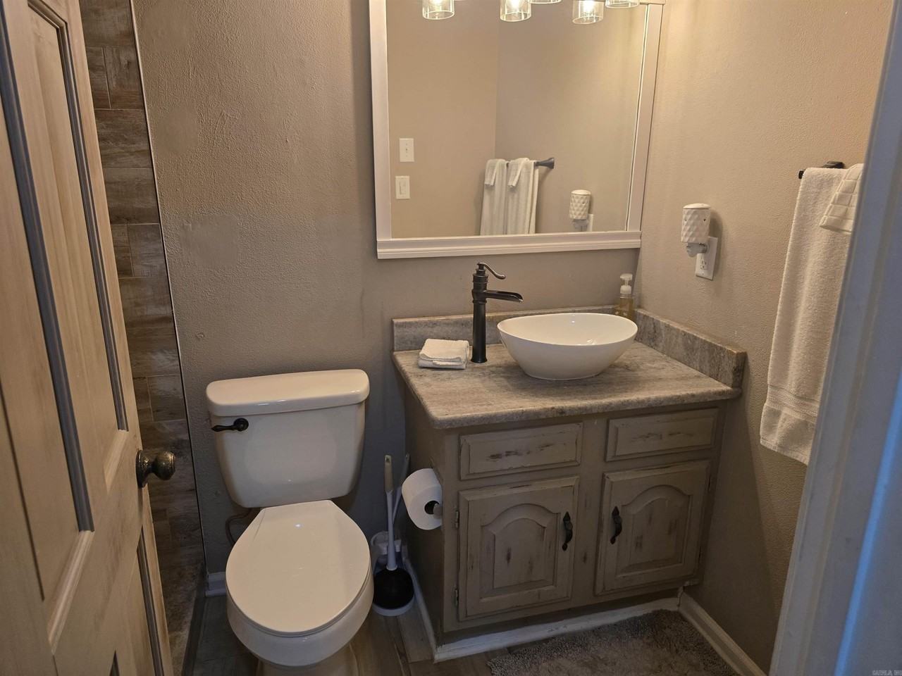 203 Stearns Pt #D1 - Photo 7 of 22