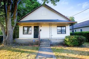 featured image of 1414 W 11th St