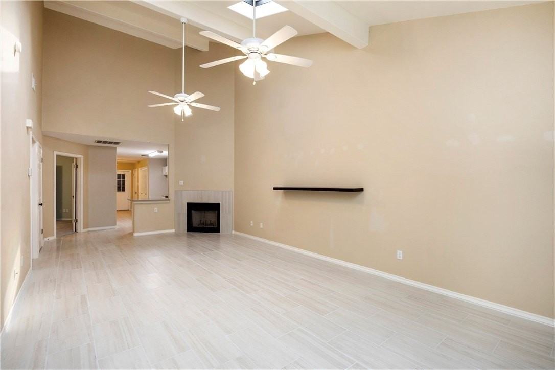 1818 Rodd Field Rd #D2 - Photo 4 of 35