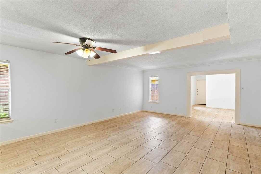 5133 Middlecoff Rd #A - Photo 4 of 28