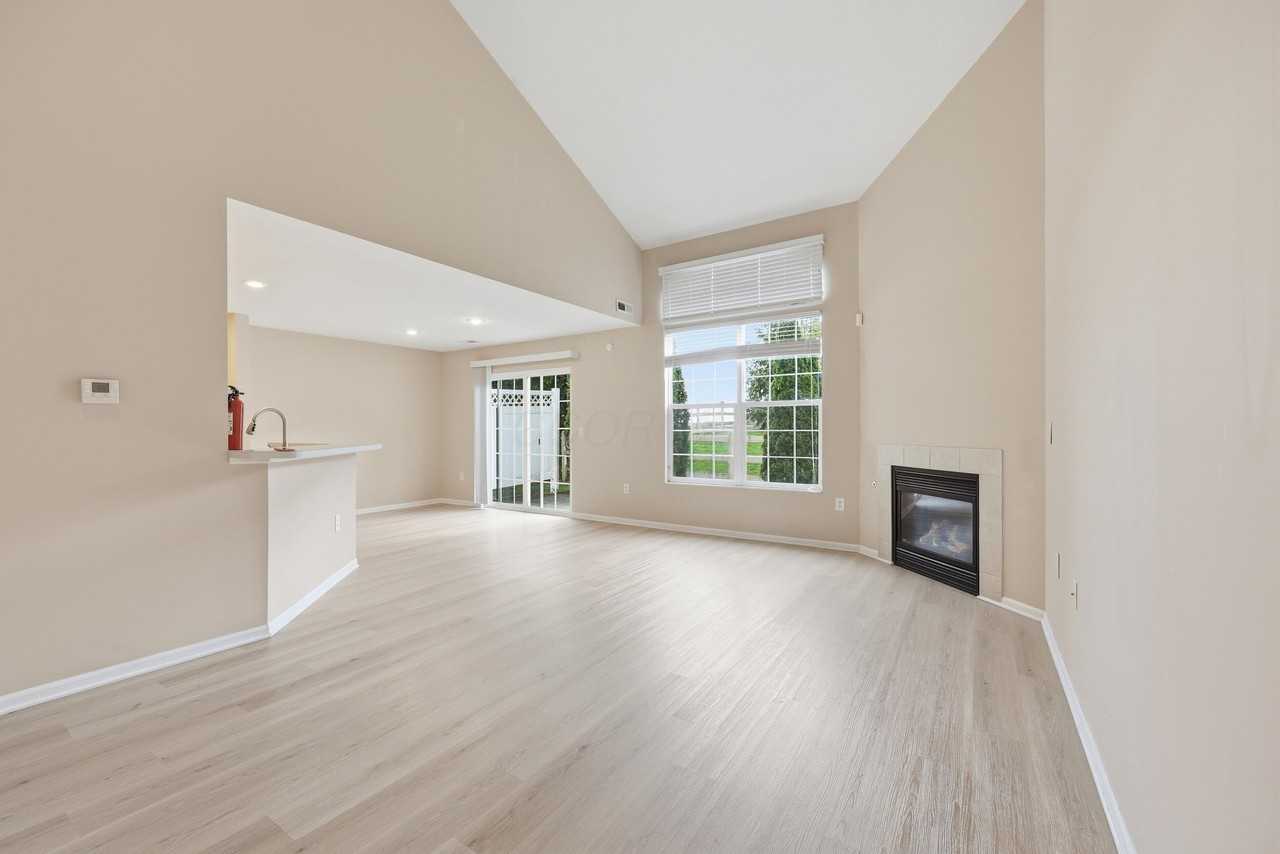 5115 Vinings Blvd - Photo 4 of 19