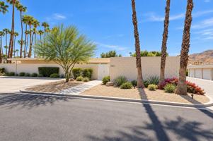 featured image of 340 Desert Lakes Dr