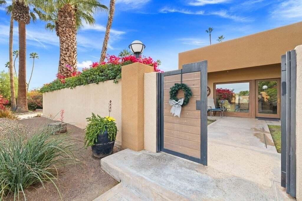 74681 Peppertree Dr - Photo 2 of 50