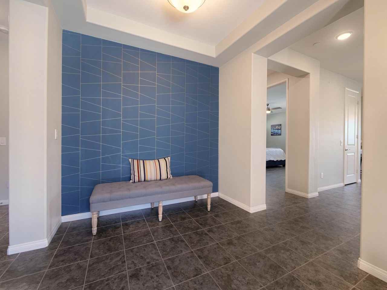 49550 Beatty St - Photo 4 of 48