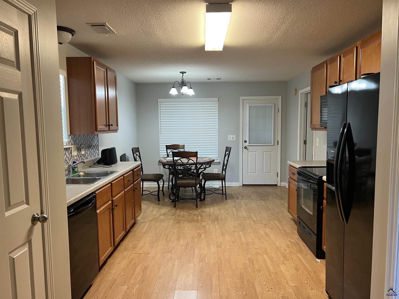 108 Brandi St - Photo 2 of 26