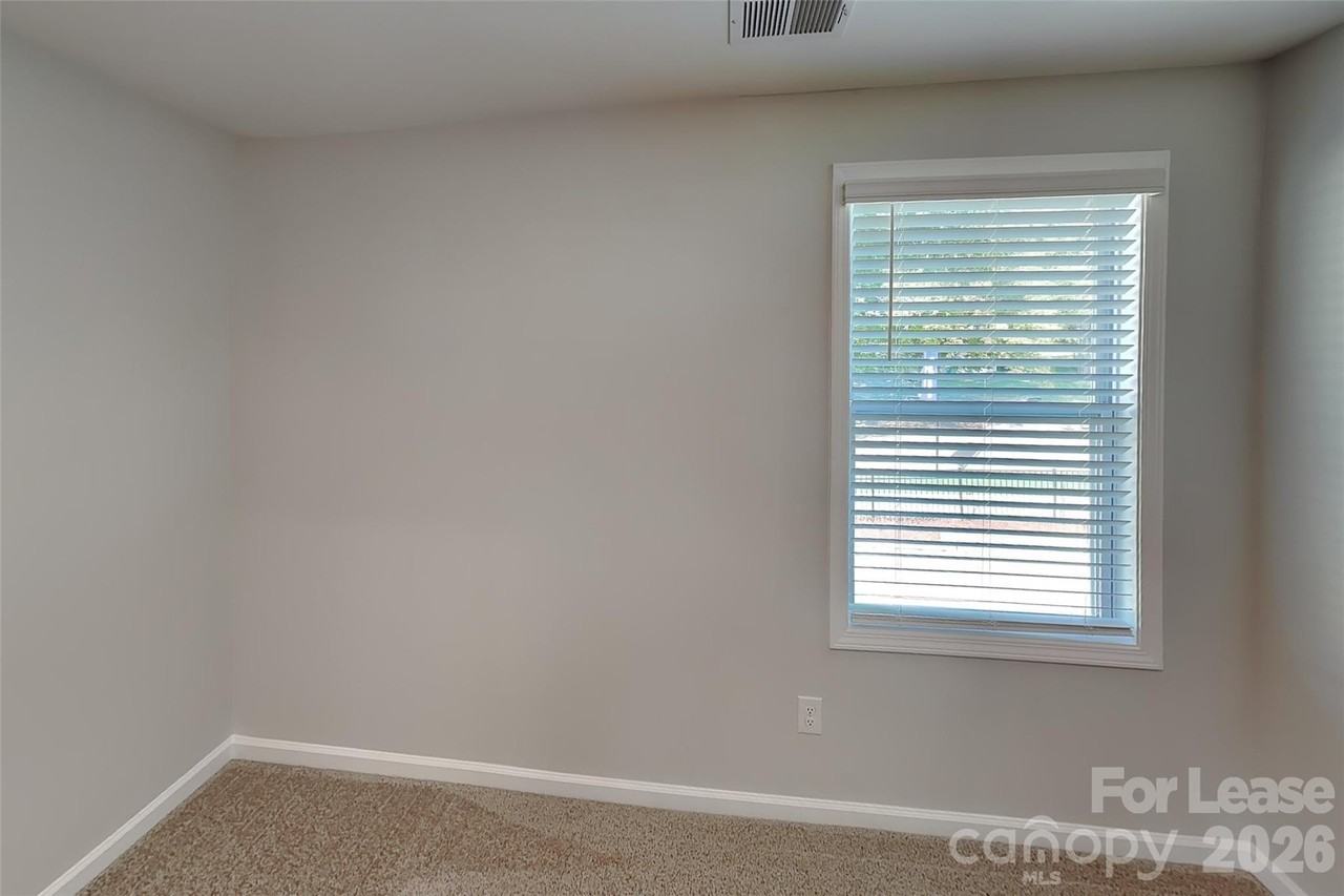 6013 Dutton Dr - Photo 6 of 17
