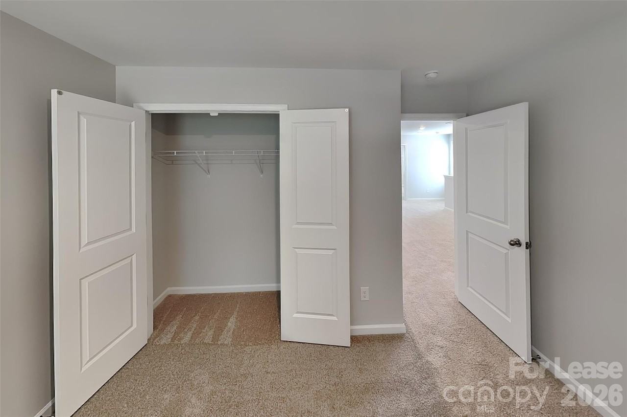 6013 Dutton Dr - Photo 7 of 17