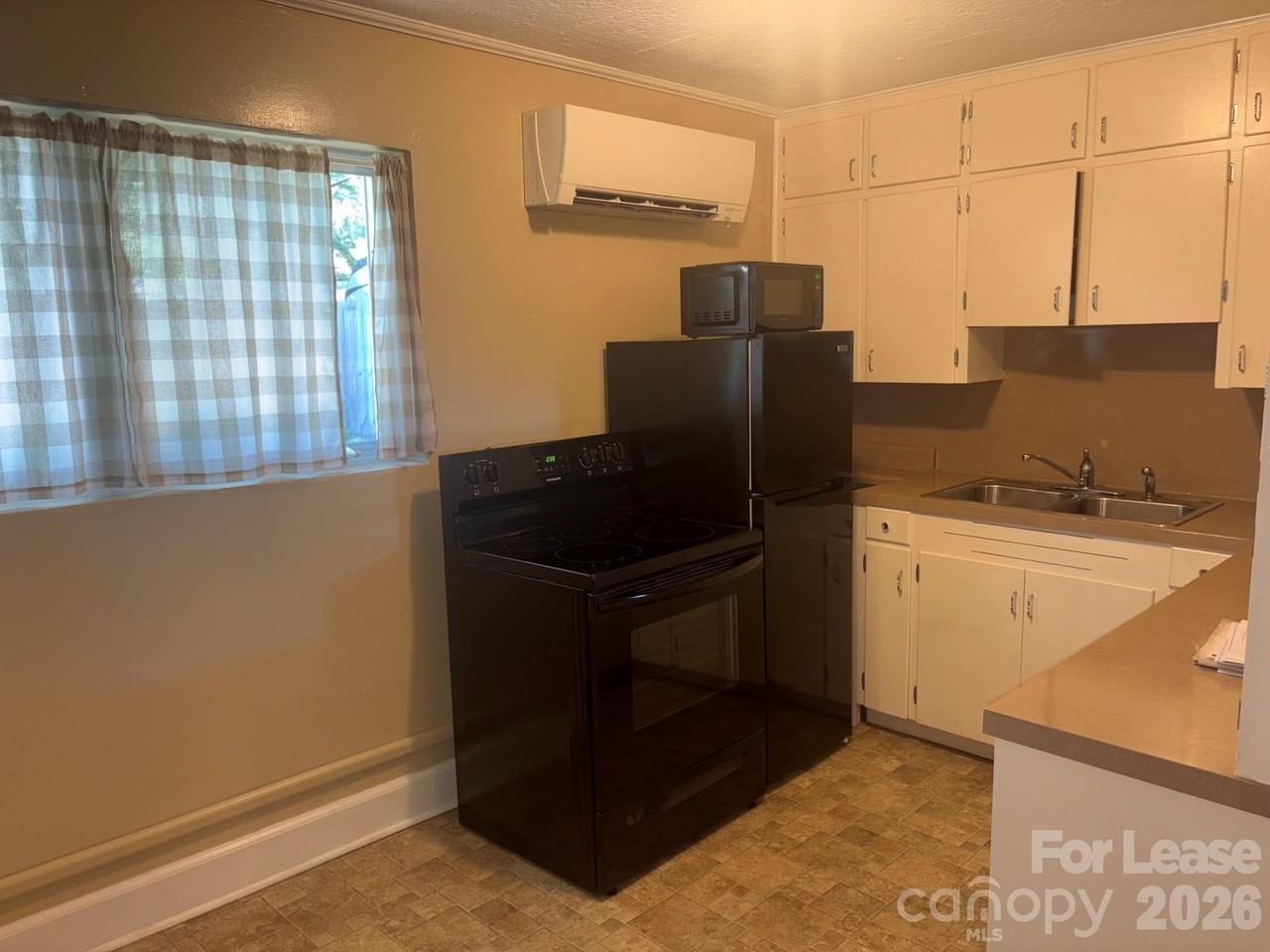 103 Fairground Ave - Photo 5 of 10