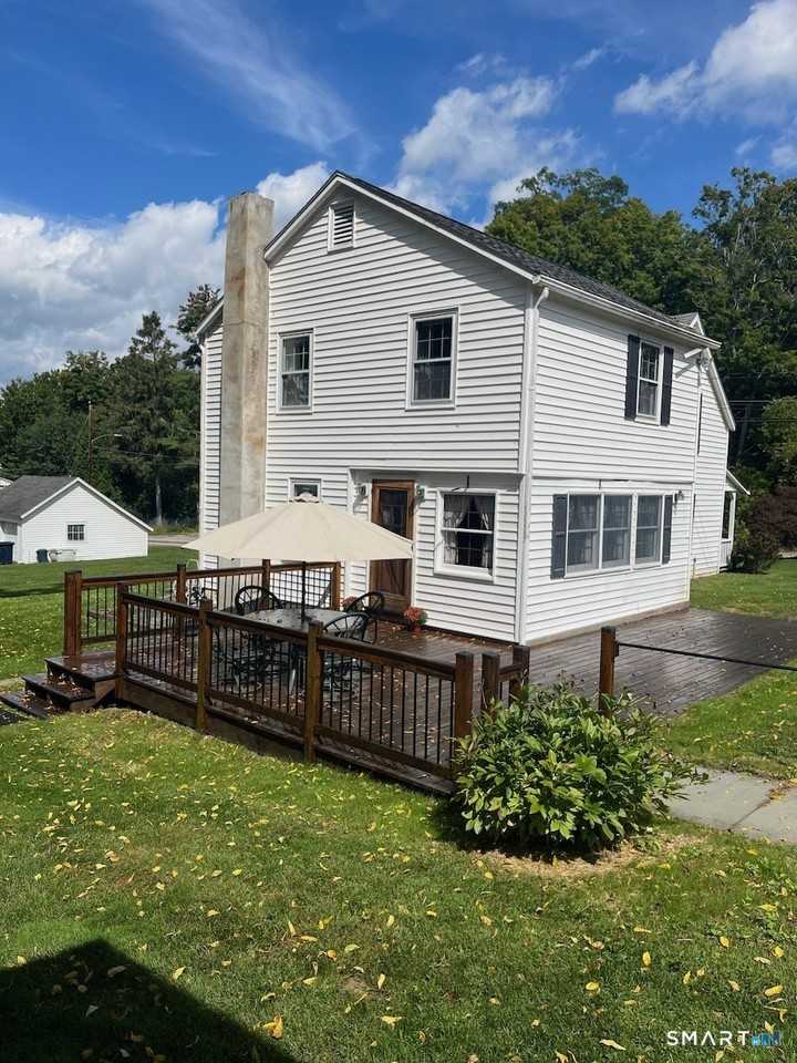 21 Wells Hill Rd - Photo 2 of 17