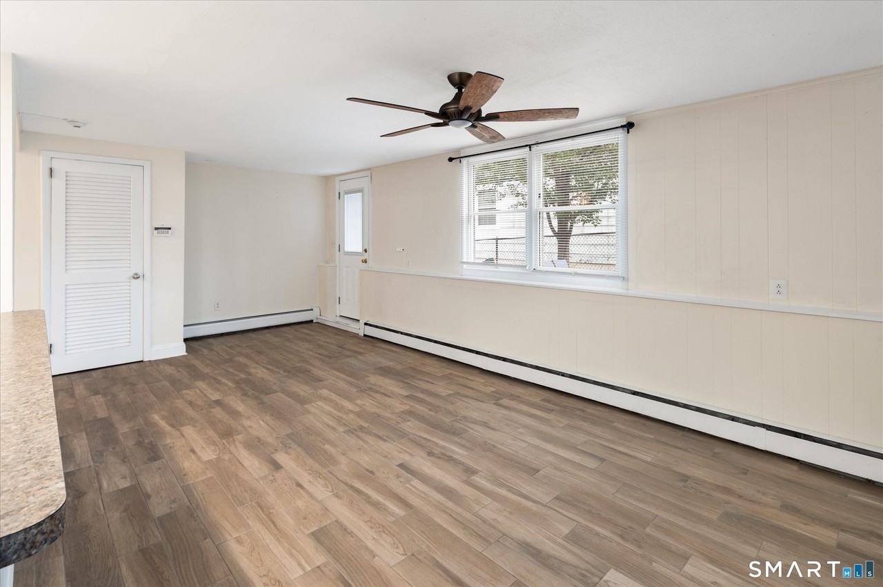 4 Yale St - Photo 5 of 24