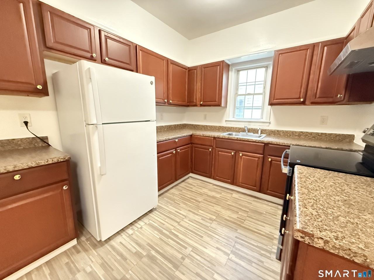 312 Greenwich Ave #3L - Photo 4 of 15