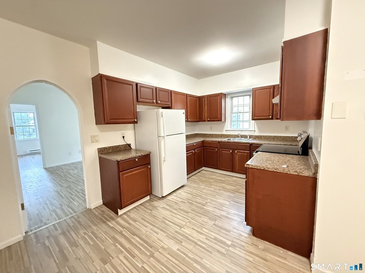 312 Greenwich Ave #3L - Photo 5 of 15