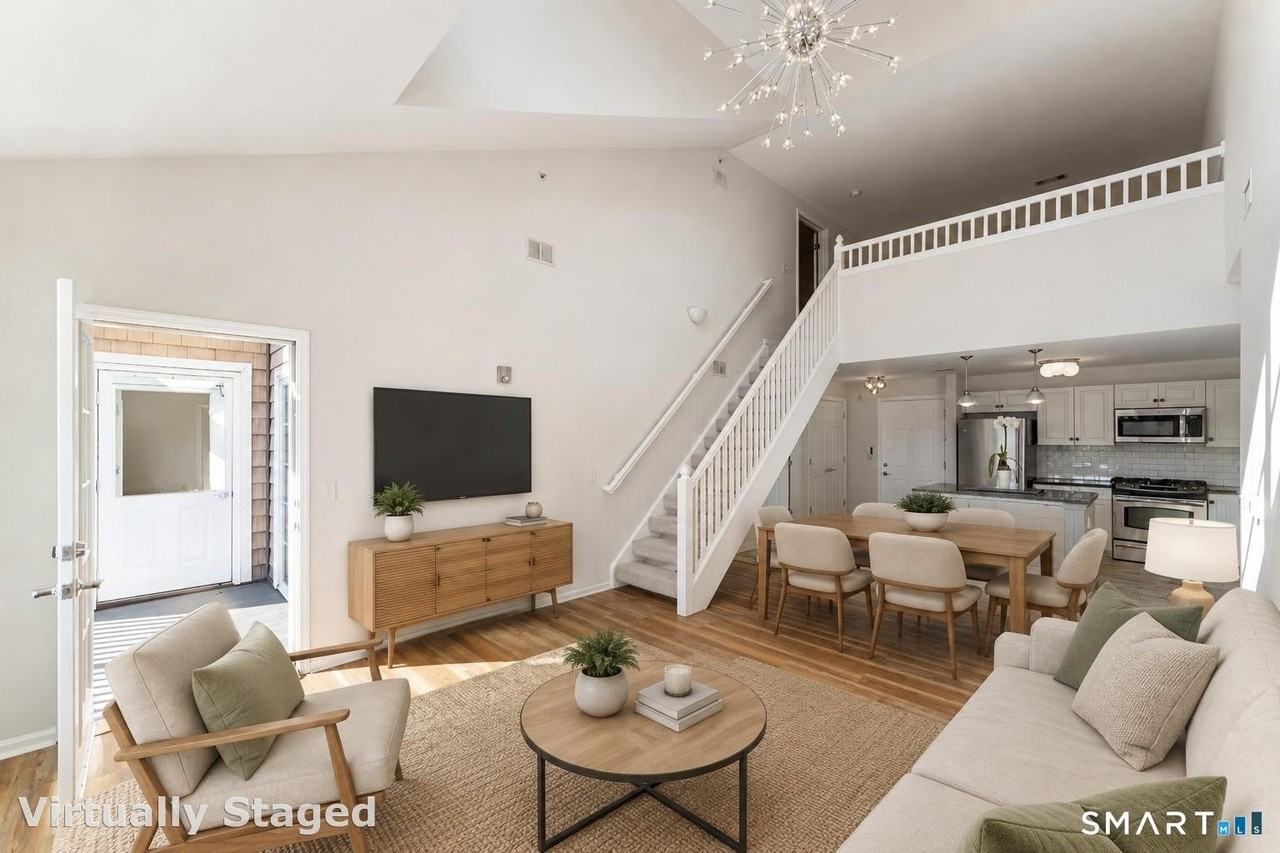 35 W Broad St #417 - Photo 3 of 29