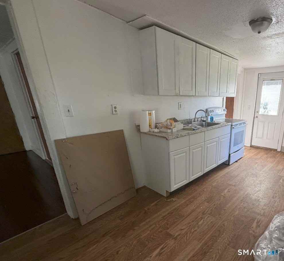 9 Maple St #1 - Photo 5 of 12