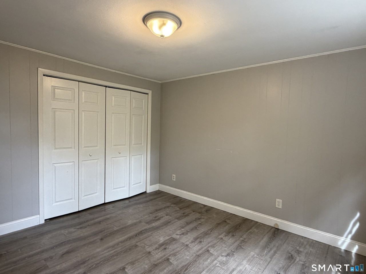 54 Monroe St - Photo 6 of 9