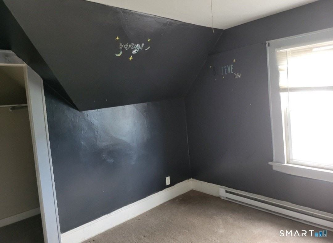 784 Honeyspot Rd #3 - Photo 5 of 5