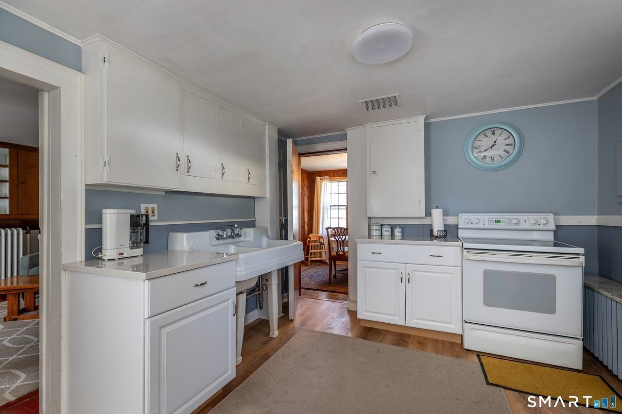 25 Meadow St #A - Photo 4 of 21