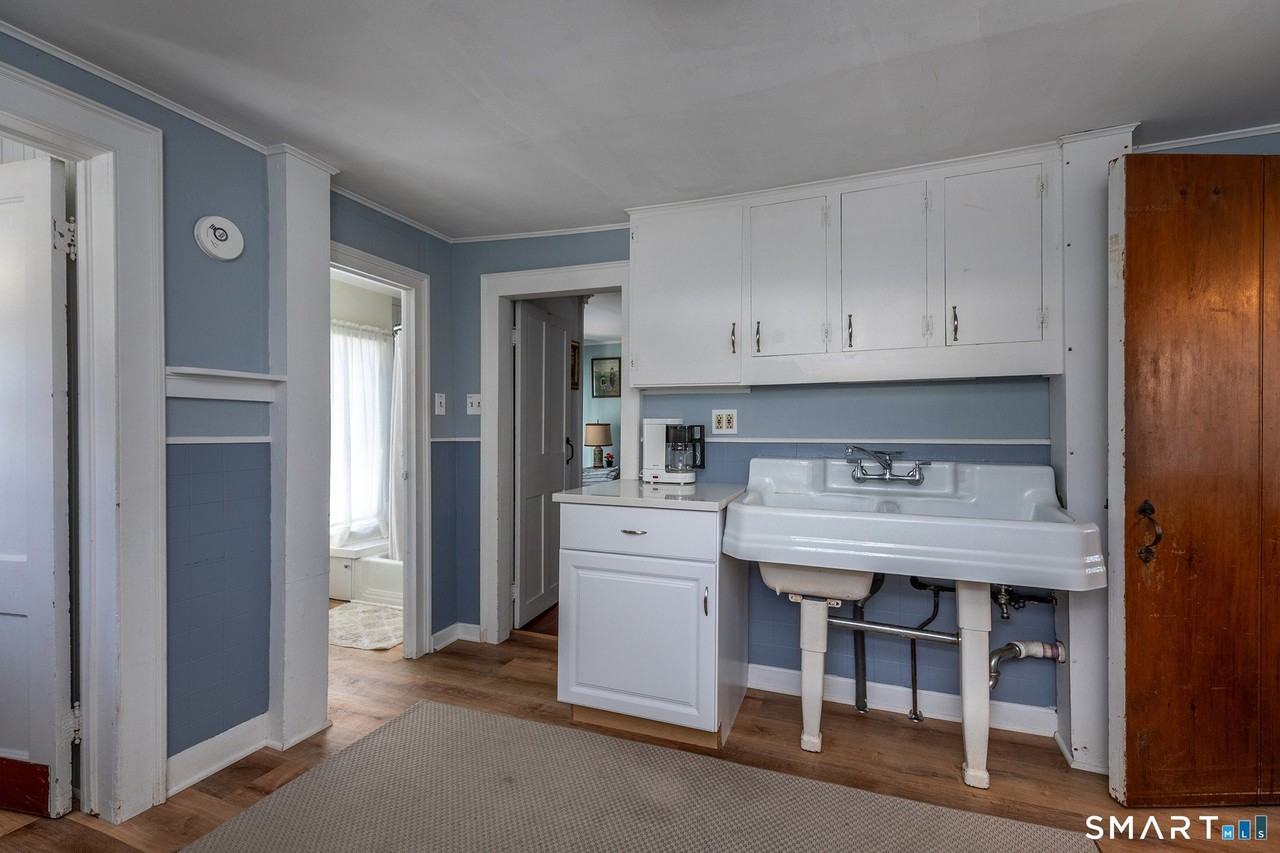 25 Meadow St #A - Photo 5 of 21