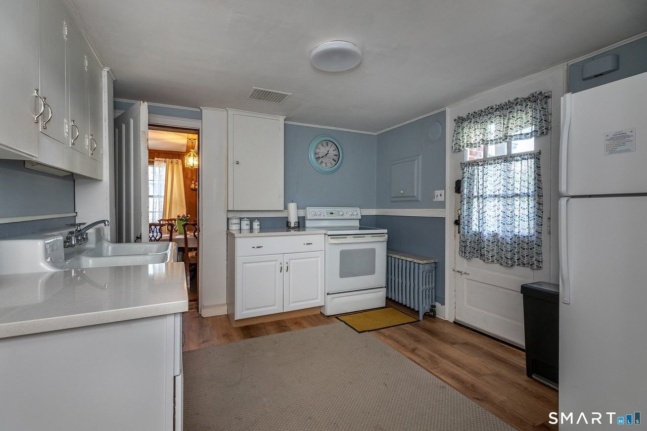 25 Meadow St #A - Photo 6 of 21