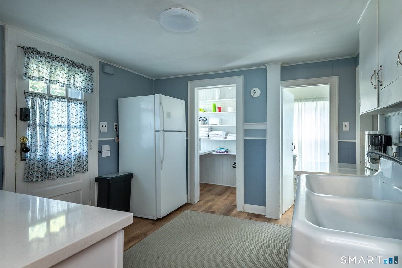 25 Meadow St #A - Photo 7 of 21