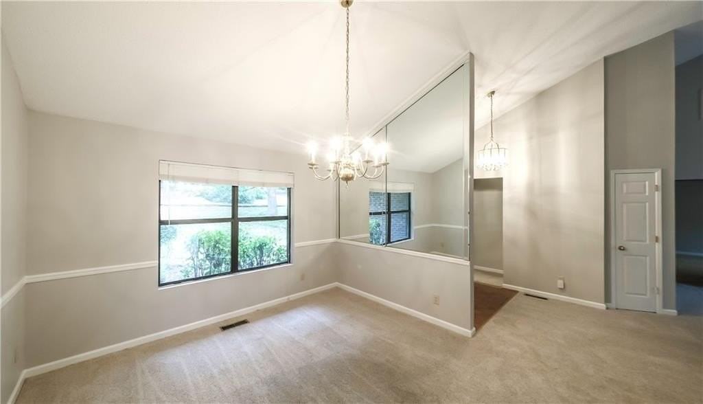 7012 S Pinewood Ct - Photo 3 of 50