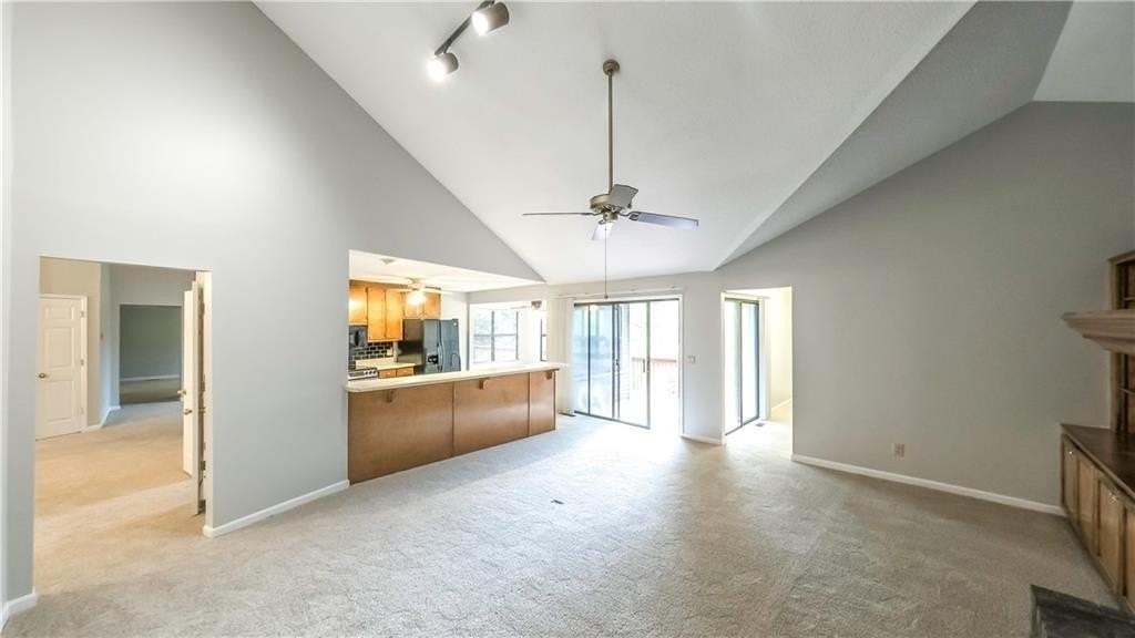 7012 S Pinewood Ct - Photo 6 of 50
