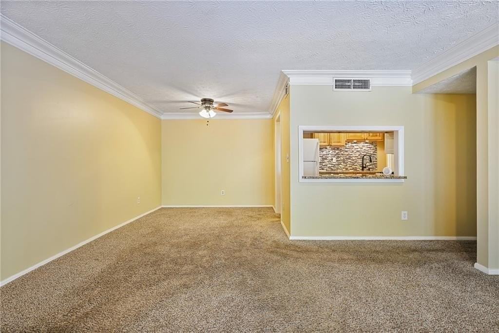 1014 Dunbar Dr #1014 - Photo 5 of 17