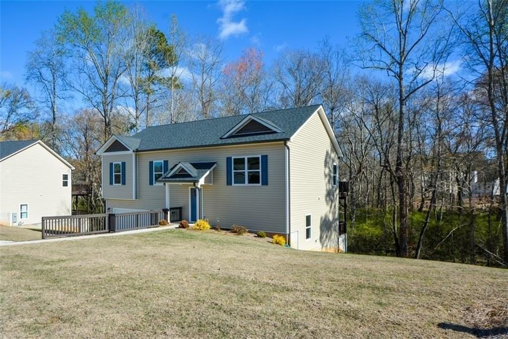1816 Jessica Way - Photo 2 of 35
