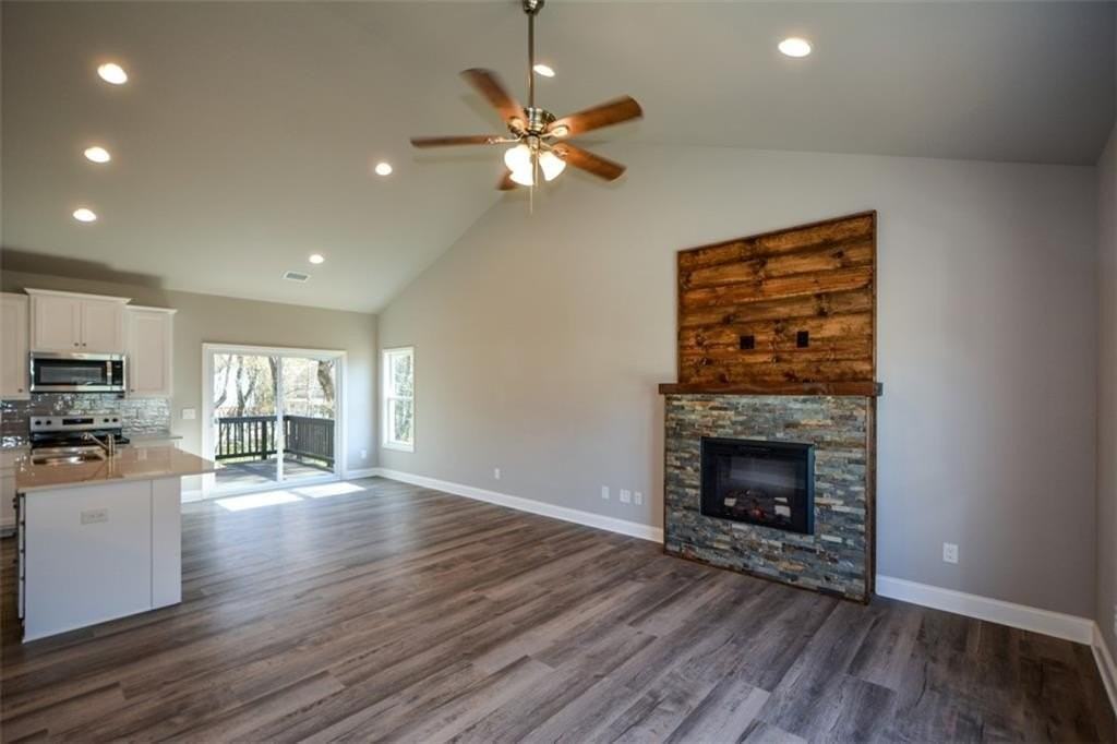 1816 Jessica Way - Photo 7 of 35