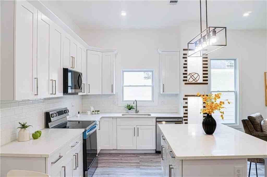 1166 Mcdaniel St Sw - Photo 6 of 39