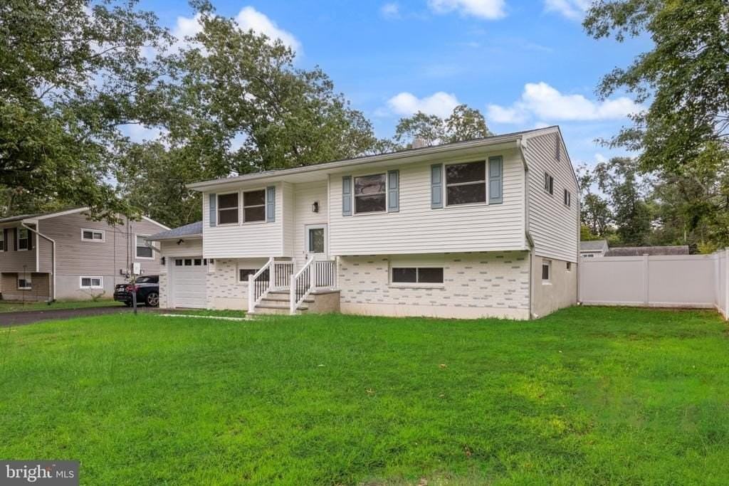 408 California Trl - Photo 2 of 27